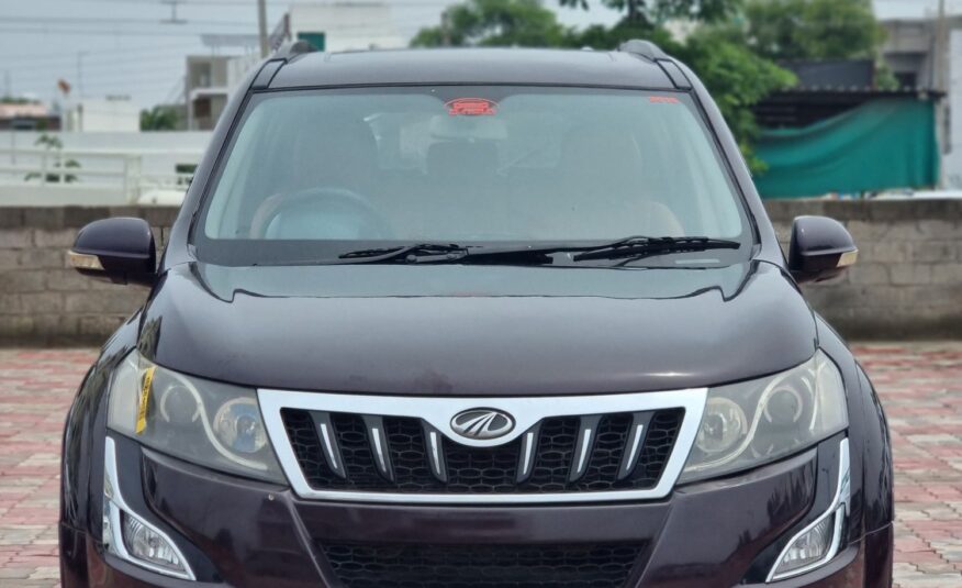 Second Hand XUV 500 W10