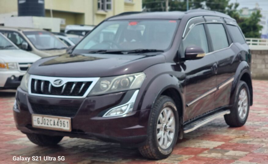 Second Hand XUV 500 W10