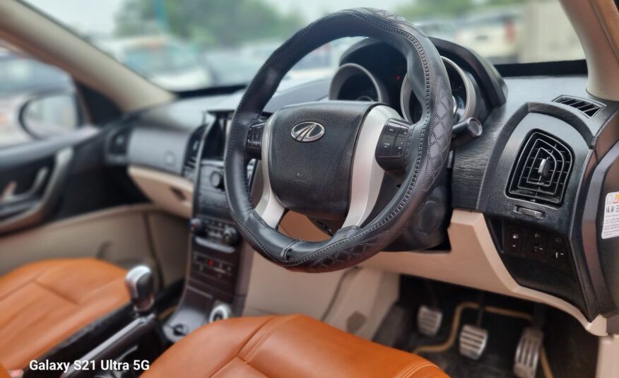 Second Hand XUV 500 W10